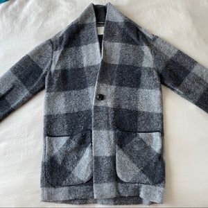 Aritzia Gray Plaid Wool Jacket- perfect for fall!